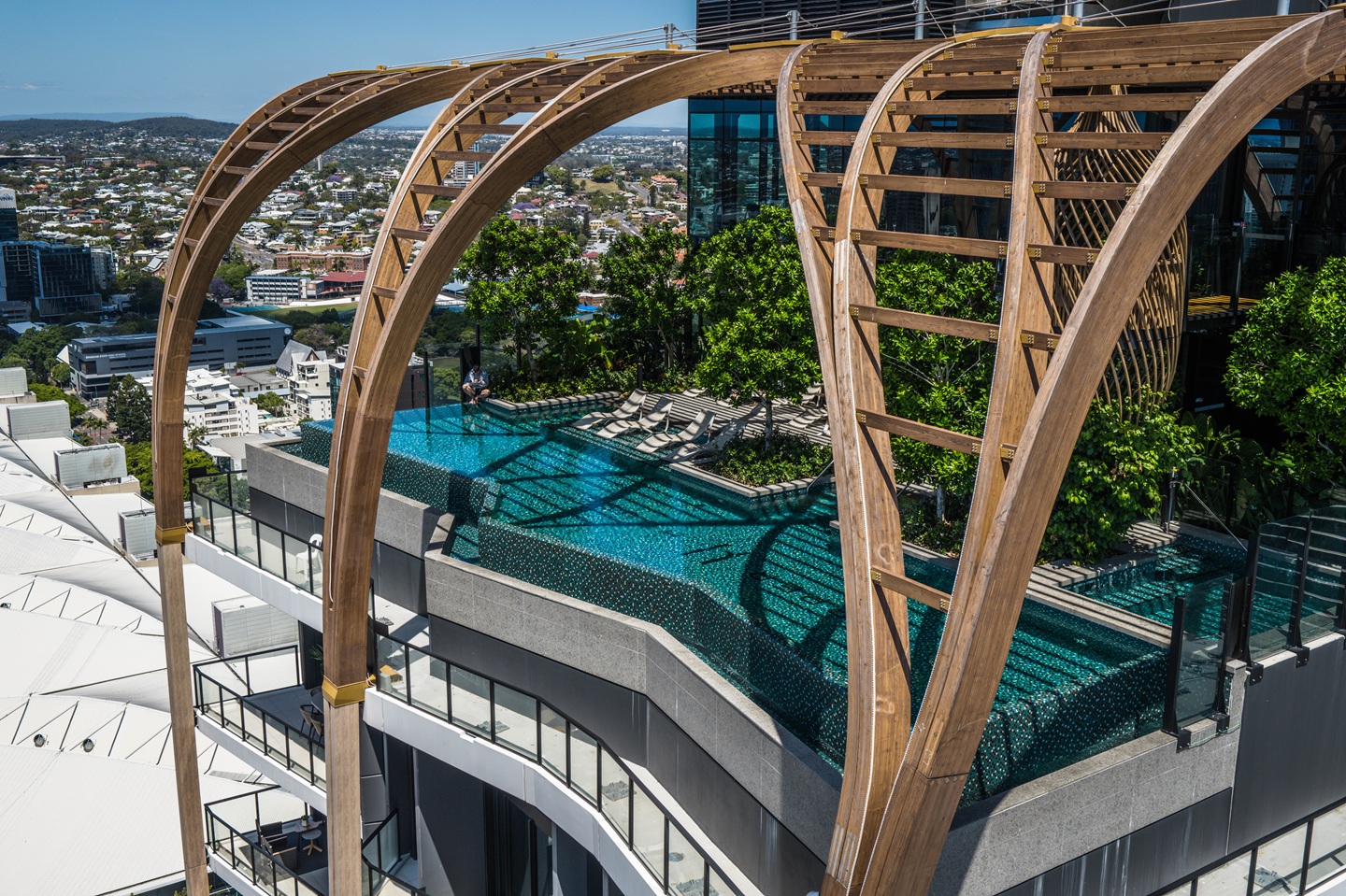 upper-house-infinity-pool-aerial-view-04